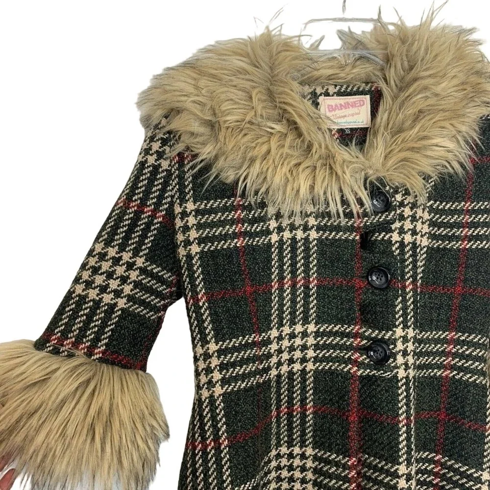 Modcloth Banned Women's Coat Vintage Inspired Plaid Faux Fur Coat Jacket XS‎